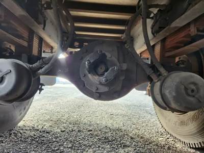 Meritor-Rockwell MS2114X Rear Axle Assembly for a 2016 Hino 338