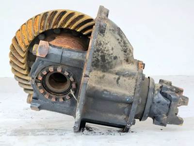 Meritor-Rockwell MS2114X Rear Axle Assembly for a 2016 Hino 338