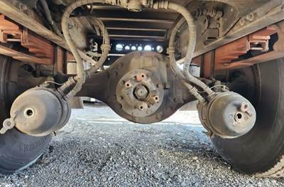 Meritor-Rockwell MS2114X Rear Axle Assembly for a 2018 Hino 338
