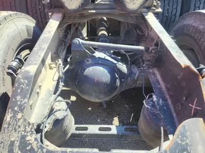 Meritor-Rockwell MT40-14X Rear Axle Assembly for a 2014 Mack CXU613