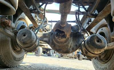 Meritor-Rockwell MT40-14X Rear Axle Assembly for a 2019 Freightliner Cascadia 126