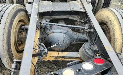 Meritor-Rockwell MT40-14X Rear Axle Assembly for a 2017 Kenworth T680