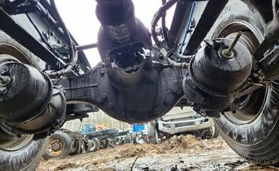 Meritor-Rockwell MT40-14X Rear Axle Assembly for a 2025 Freightliner Cascadia 126