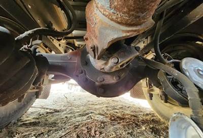 Meritor-Rockwell MT40-14X Rear Axle Assembly for a 2019 Freightliner M2 106