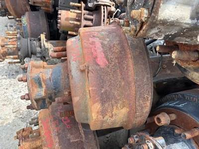 Meritor-Rockwell MT40-14X Rear Axle Assembly for a 2012 Freightliner Cascadia 125