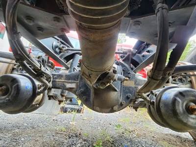 Meritor-Rockwell MT40-14X Rear Axle Assembly for a 2017 Kenworth T680