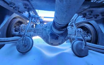 Meritor-Rockwell MT40-14X Rear Axle Assembly for a 2016 Freightliner Cascadia 113