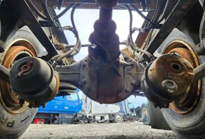 Meritor-Rockwell MT40-14X Rear Axle Assembly for a 2018 Freightliner Cascadia 125