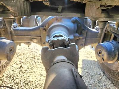Meritor-Rockwell MT40-14X Rear Axle Assembly for a 2020 Peterbilt 579
