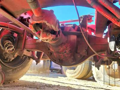 Meritor-Rockwell MT40-14X Rear Axle Assembly for a 2024 Peterbilt 579