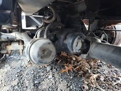 Meritor-Rockwell RS-22186 Rear Axle Assembly for a 2008 International 7400