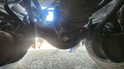 Meritor-Rockwell MD2014X4 Rear Axle Assembly for a 2016 Peterbilt 567