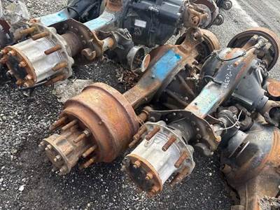 Meritor-Rockwell Rear Axle Assembly for a 2009 Western Star 4900 FA