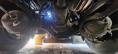 Meritor-Rockwell RD20-145 Rear Axle Assembly for a 2006 Western Star 4900 FA