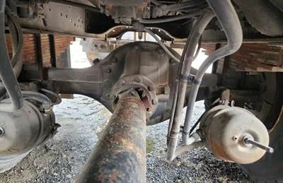 Meritor-Rockwell RS17144 Rear Axle Assembly for a 2003 Ford F-650