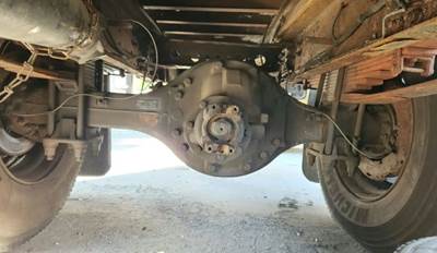 Meritor-Rockwell RS19-145 Rear Axle Assembly for a 2006 Hino 268