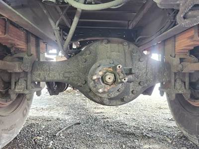 Meritor-Rockwell RS21-145N Rear Axle Assembly for a 2005 Freightliner M2 106