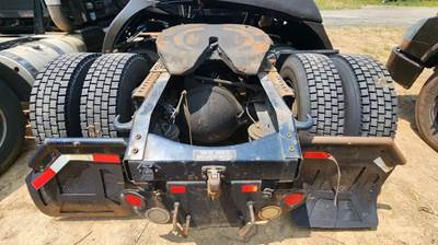 Meritor-Rockwell RS23160 Rear Axle Assembly for a 2012 Volvo VNL