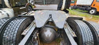 Meritor-Rockwell RS23160 Rear Axle Assembly for a 2012 Volvo VNL