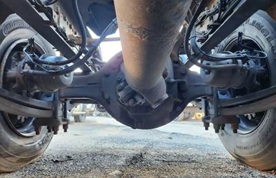 Meritor-Rockwell RS23160 Rear Axle Assembly for a 2020 Freightliner Cascadia 116 Day Cab