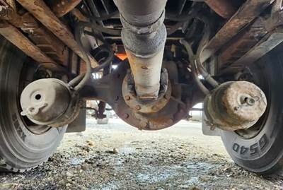Meritor-Rockwell RS23160 Rear Axle Assembly for a 2014 International WorkStar 7500