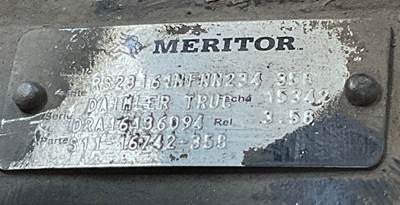 Meritor-Rockwell RS23161 Rear Axle Assembly for a 2016 Freightliner Cascadia 125