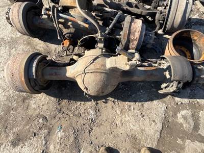 Meritor-Rockwell RS/RR23160 Rear Axle Assembly for a 2006 International 5900I