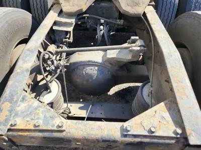 Meritor-Rockwell RT40-145 Rear Axle Assembly for a 1998 International 9200