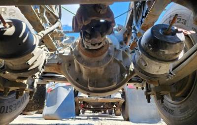 Meritor-Rockwell RT46-160 Rear Axle Assembly for a 2021 Freightliner Cascadia 126