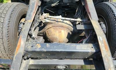 Meritor-Rockwell RT46160 P Rear Axle Assembly for a 2014 Freightliner Cascadia 125