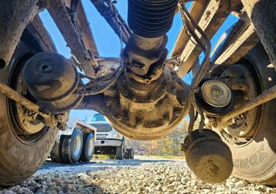 Meritor-Rockwell RT46164 Rear Axle Assembly for a 2007 Sterling L9500