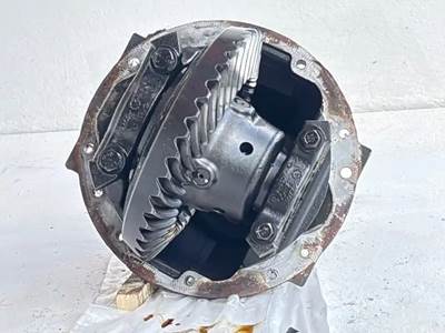 Paccar AG400L Rear Axle Assembly for a 2019 Kenworth T680