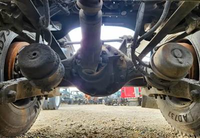 Paccar MR2014P3 Rear Axle Assembly for a 2021 Kenworth T880