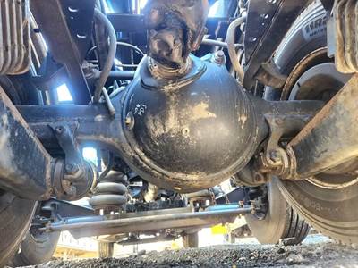 Meritor-Rockwell RD-23164 Front Axle Housing for a 2017 International CT660