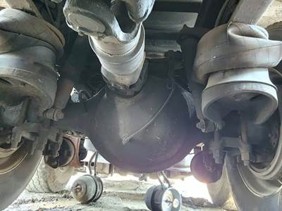 Meritor-Rockwell RD23-160 Front Axle Housing for a 2019 Peterbilt 389
