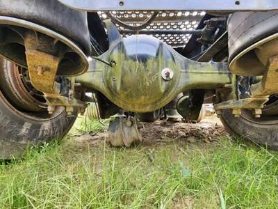 Axle Alliance RT40-4N Rear Axle Housing for a 2015 Freightliner Cascadia 125