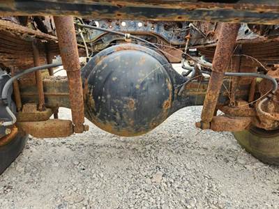 Dana 17060S Rear Axle Housing for a 2003 International 4200