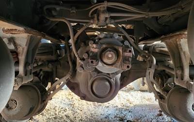 Dana D46-170 Rear Axle Housing for a 2016 Peterbilt 348