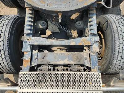 Dana DSH40 Rear Axle Housing for a 2014 Peterbilt 388