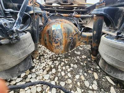 Dana DSP40 Rear Axle Housing for a 2020 Kenworth T880
