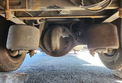 Dana P22060DR Rear Axle Housing for a 2019 Kenworth T270