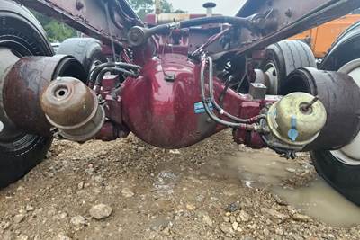 Dana R46-170 Rear Axle Housing for a 2013 Peterbilt 320