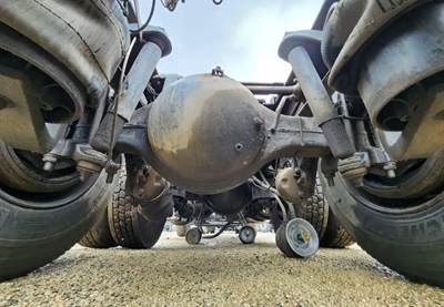 Dana RSP40 Rear Axle Housing for a 2013 Peterbilt 386