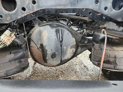 Dana S23-170 Rear Axle Housing for a 2009 International 8600