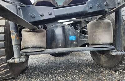 Dana S23-190 Rear Axle Housing for a 2024 Kenworth T480