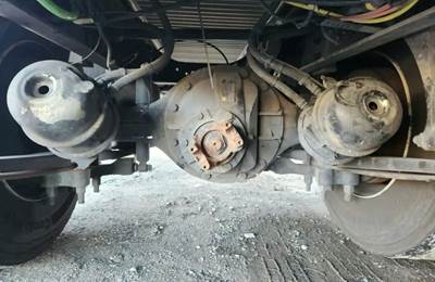 Dana 17060S Rear Axle Housing for a 2021 International MV607