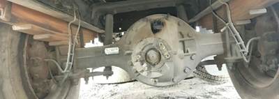 Dana 19060S Rear Axle Housing for a 2004 Chevrolet C6500