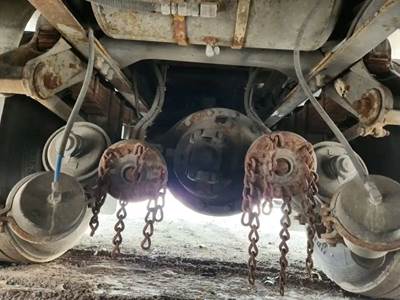 Dana 23090S Rear Axle Housing for a 2001 Sutphen Firetruck