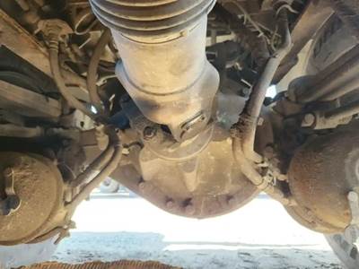Dana D46-170 Rear Axle Housing for a 2006 Peterbilt 379