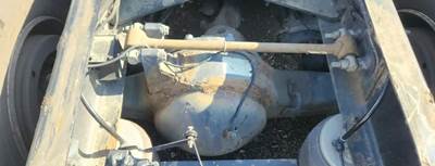 Dana DSP41 Rear Axle Housing for a 2013 Peterbilt 384